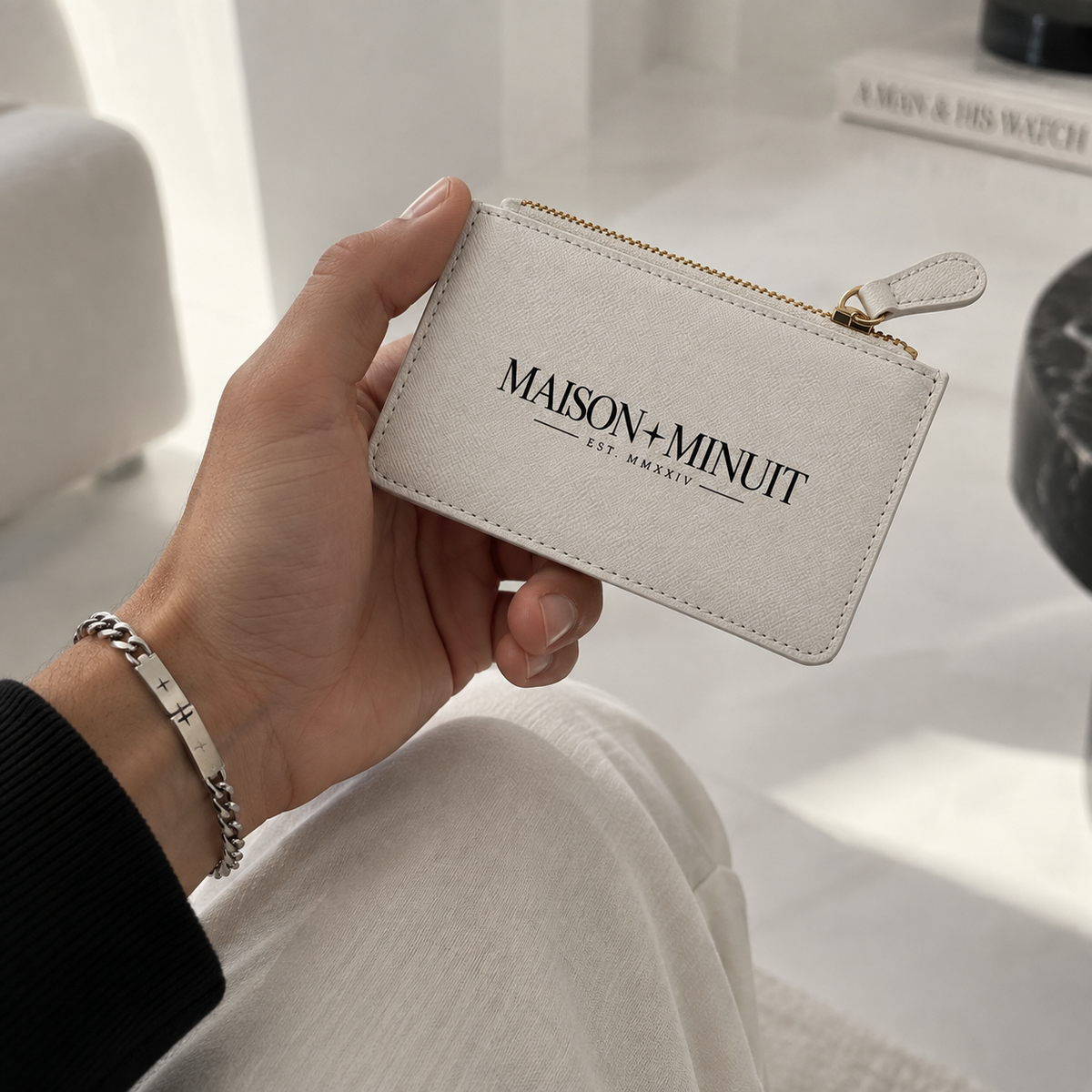 Minuit Clutch